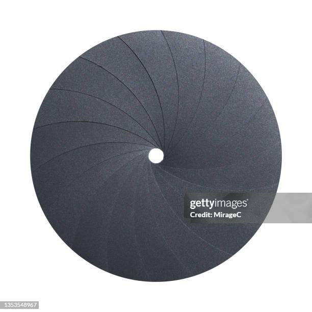 circle aperture diaphragm from small to big isolated on white - digital single lens reflex camera stock pictures, royalty-free photos & images