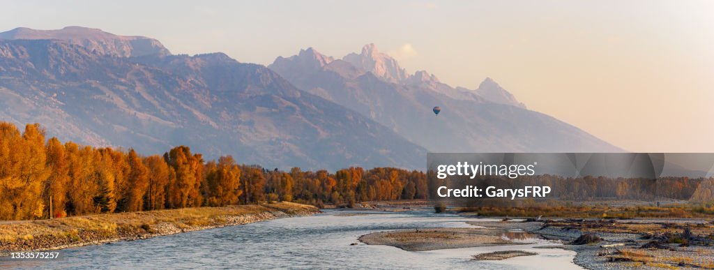 Snake River in der Nähe von Jackson Wyoming Grand Tetons Panorama Weicher Hintergrund