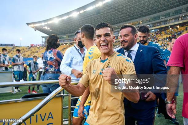 Alejandro Garcia Mejias 'Ale Garcia' of UD Las Palmas celebrates the victory after the LaLiga Smartbank match between UD Las Palmas and Tenerife at...