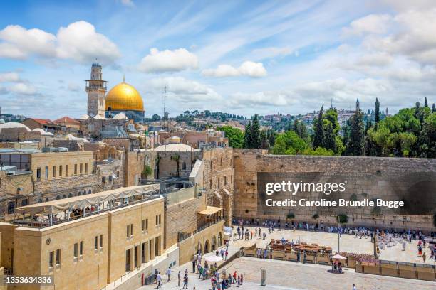 view of the western wall and the al-aqsa mosque, jerusalem, israel - wailing wall 個照片及圖片檔