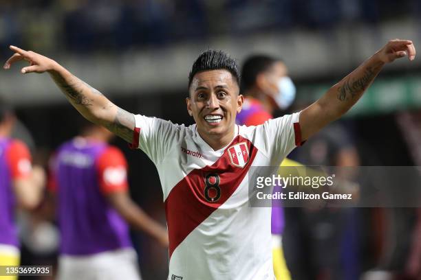Christian Cueva of Perú celebrates after scoring the second goal of his team during a match between Venezuela and Peru as part of FIFA World Cup...