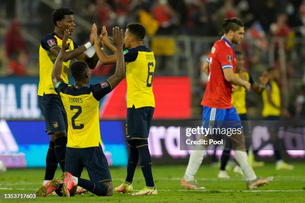 Players of Ecuador react after winning a match between Chile and Ecuador as part of FIFA World Cup Qatar 2022 Qualifiers at San Carlos de Apoquindo...