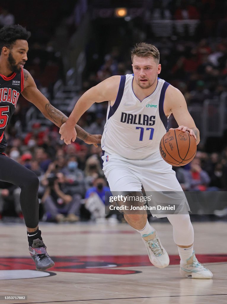 Dallas Mavericks v Chicago Bulls