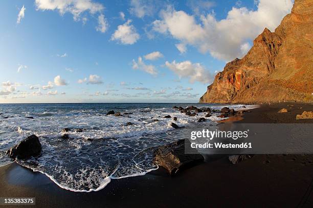spain, canary islands, la gomera, valle gran rey, playa del ingles, view of sea - gomera canary islands stock pictures, royalty-free photos & images