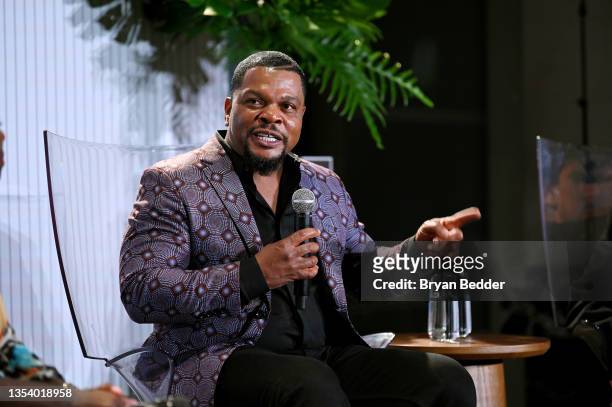 Artist Kehinde Wiley speaks onstage during the American Express Art X Platinum With The Studio Museum In Harlem panel on November 17, 2021 at the...