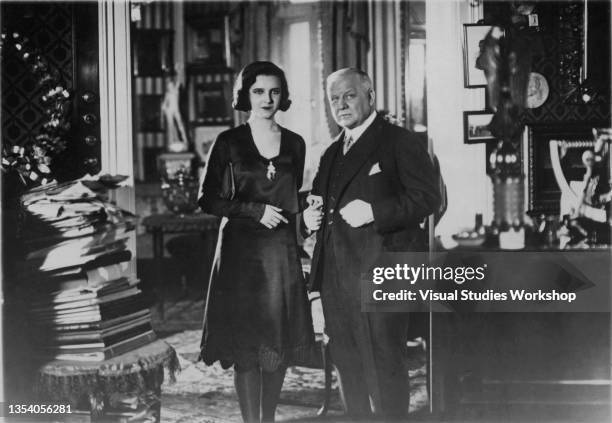 Austrian model and actress Lisl Goldbarbeiter poses with Austro-Hungarian composer Franz Lehar as they promote the biopic 'Franz Lehar' , Austria,...