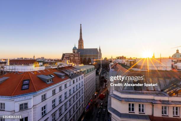 vienna skyline at sunset, austria - vienna fotografías e imágenes de stock