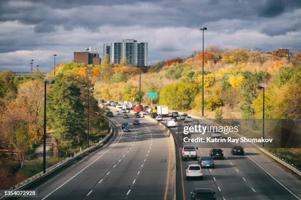 autumnal don valley parkway - toronto highway stock pictures, royalty-free photos & images