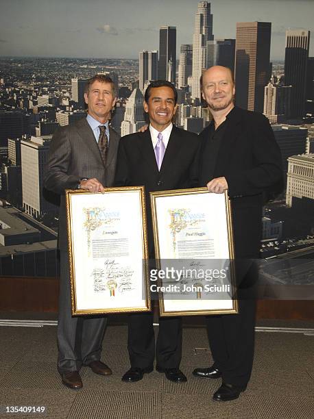 Jon Feltheimer, Lionsgate CEO, Mayor Antonio Villaraigosa and Paul Haggis, director