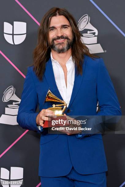 Best Pop/Rock Album award winner Juanes poses in the press room during The 22nd Annual Latin GRAMMY Awards at MGM Grand Garden Arena on November 18,...
