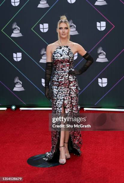 Kimberly Dos Ramos attends The 22nd Annual Latin GRAMMY Awards at MGM Grand Garden Arena on November 18, 2021 in Las Vegas, Nevada.