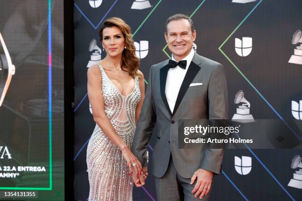 Cristina Bernal and Alan Tacher attend The 22nd Annual Latin GRAMMY Awards at MGM Grand Garden Arena on November 18, 2021 in Las Vegas, Nevada.