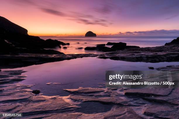 scenic view of sea against sky during sunset,cornovaglia,united kingdom,uk - cornovaglia - fotografias e filmes do acervo