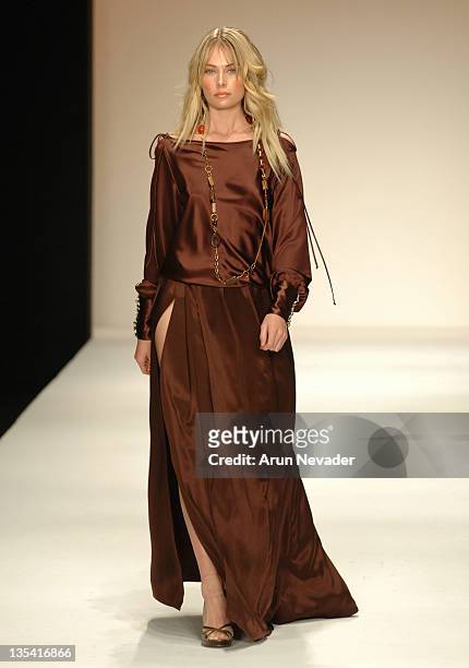 Model wearing Anthony Franco Fall 2006 during Mercedes-Benz Fall 2006 L.A. Fashion Week at Smashbox Studios - Anthony Franco - Runway at Smashbox...