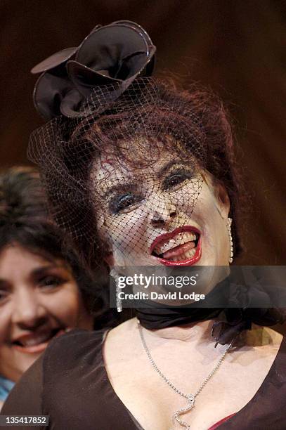 Ruby Wax during "The Witches" - Photocall at Wyndhams Theatre in London, Great Britain.