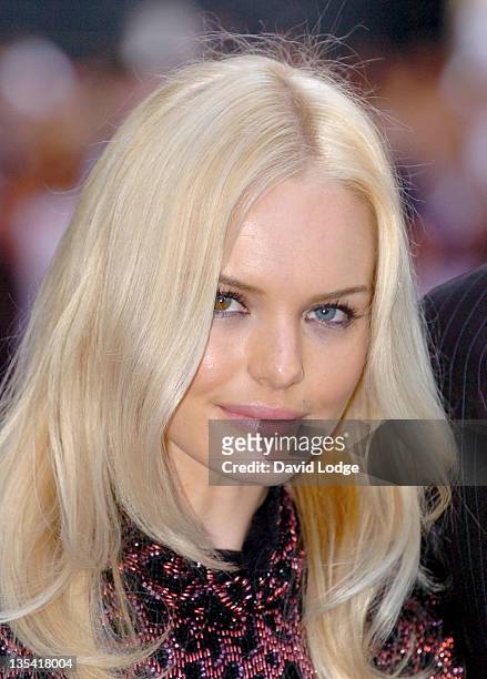 Kate Bosworth during Superman Returns - UK Premiere - Outside Arrivals at Odeon Leicester Square in London, Great Britain.