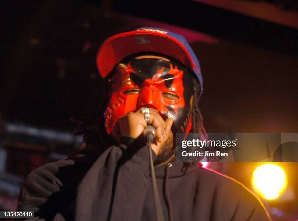 Rayz Rapper 14 C Rayz Walz Stock Photos, High-Res Pictures, and Images - Getty Images