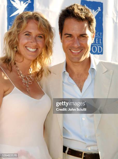 Janet Holden and Eric McCormack during Project Angel Food Awards Dinner - Arrivals at Project Angel Food in Hollywood, California, United States.