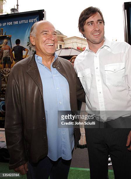 Jimmy Buffett and Luke Wilson during "Hoot" Los Angeles Premiere - Red Carpet at The Grove in Los Angeles, California, United States.