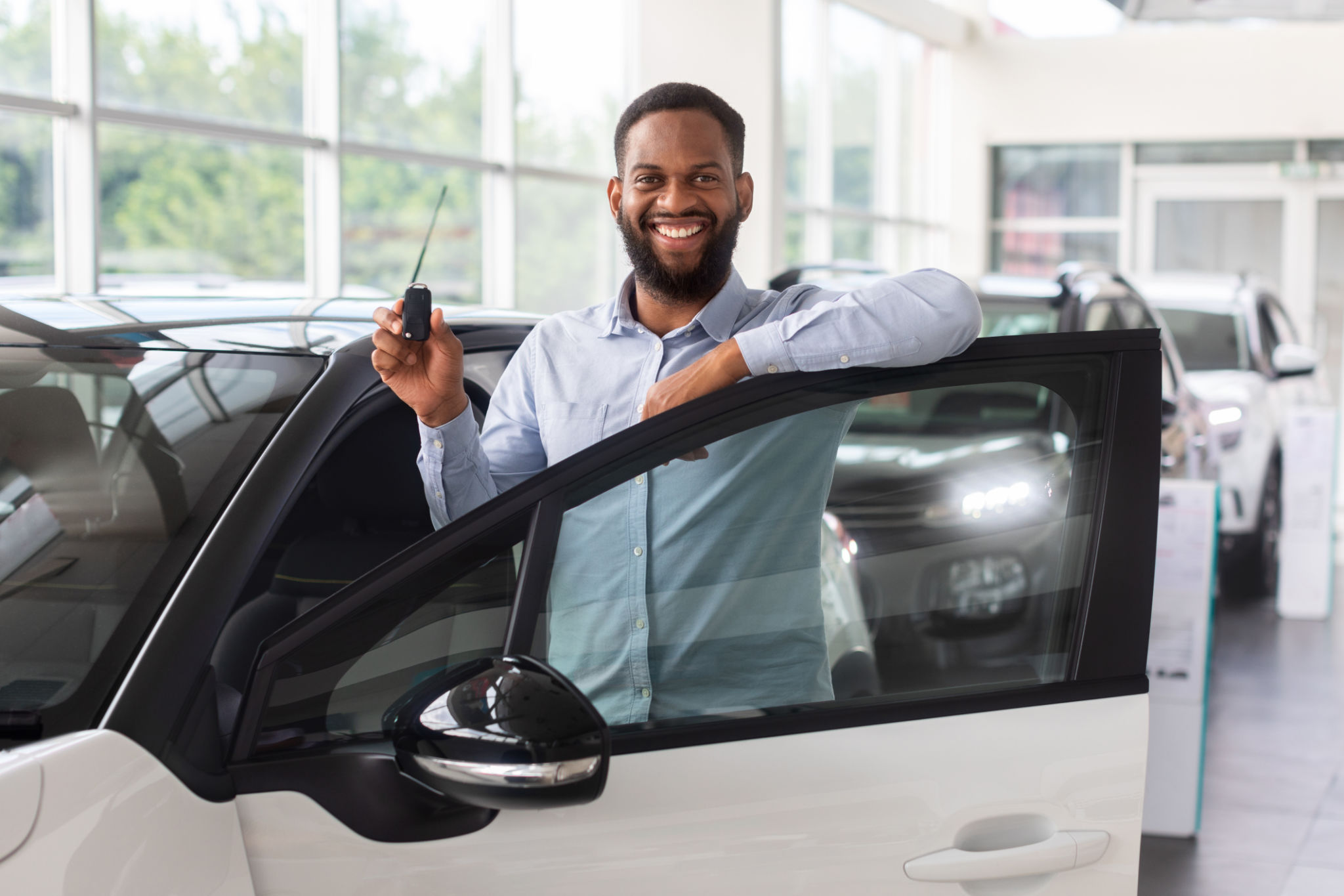 happy car seller