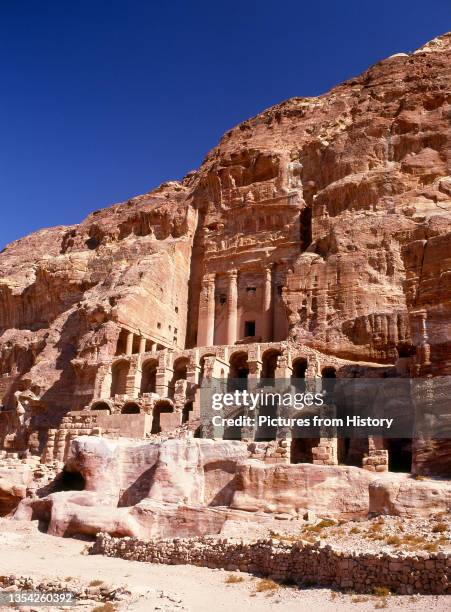 Petra Inscriptions 1,580 Nabataean Tomb Stock Photos, High-Res Pictures, and Images ...