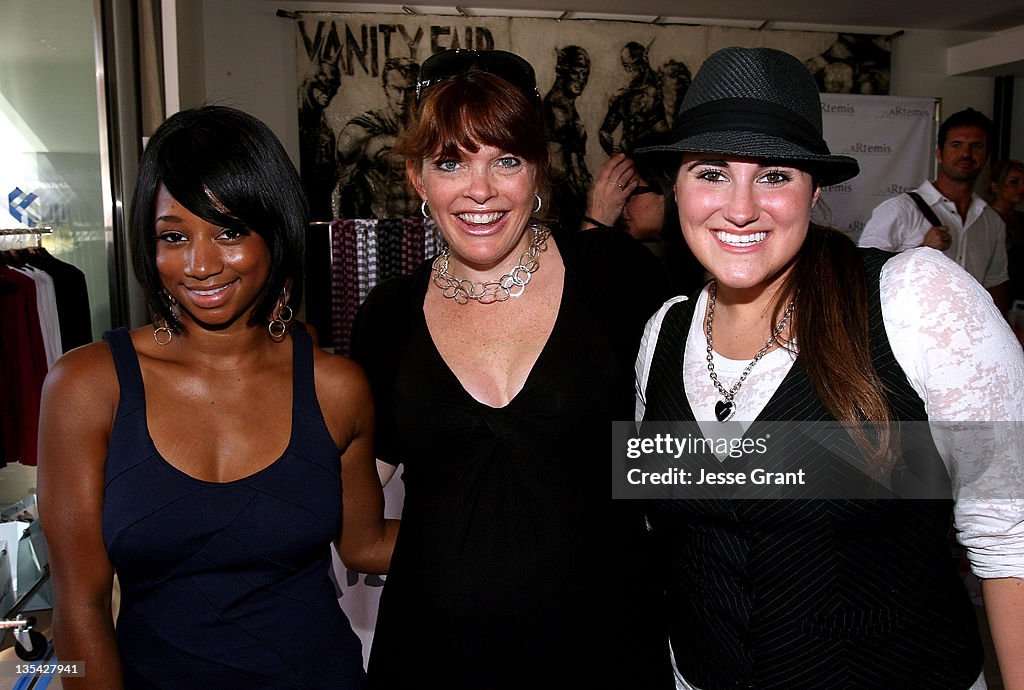 Little Black Dress Wines and Western Pistachio Association at the Kari Feinstein Emmy Style Lounge