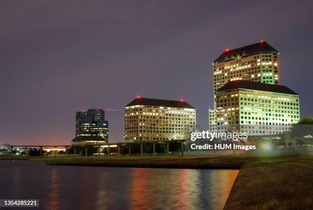 Williams Square office complex in the Las Colinas area of Irving, TX .