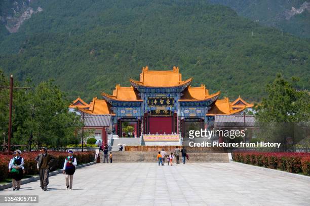 The Chongsheng Monastery is the mother building of the Three Pagodas. It was originally built at the same time as the first pagoda, but burnt down...