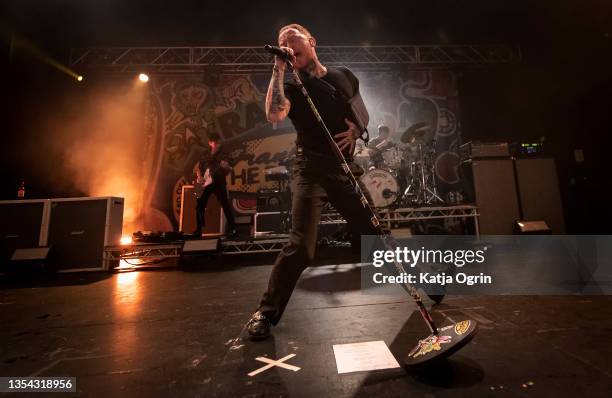 Frank Carter of Frank Carter & The Rattlesnakes performs on stage at O2 Academy Birmingham on November 19, 2021 in Birmingham, England.