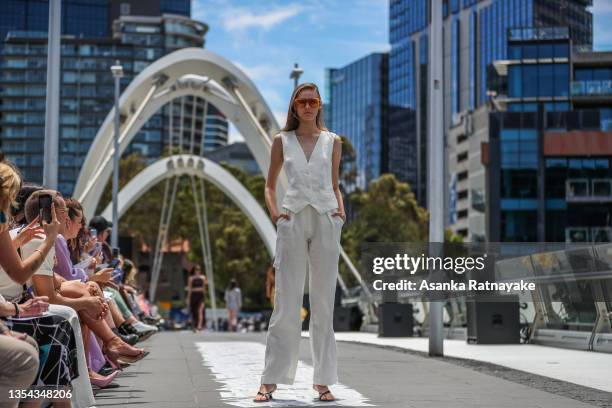 Sean Rentero Melbourne Fashion Photos and Premium High Res Pictures - Getty Images