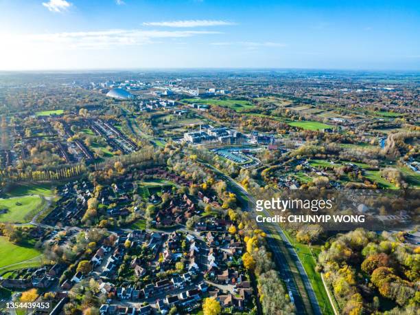 aerial view of countryside in english midlands - buckinghamshire imagens e fotografias de stock