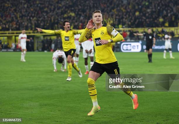Marco Reus of Borussia Dortmund celebrates after scoring a goal during the Bundesliga match between Borussia Dortmund and VfB Stuttgart at Signal...