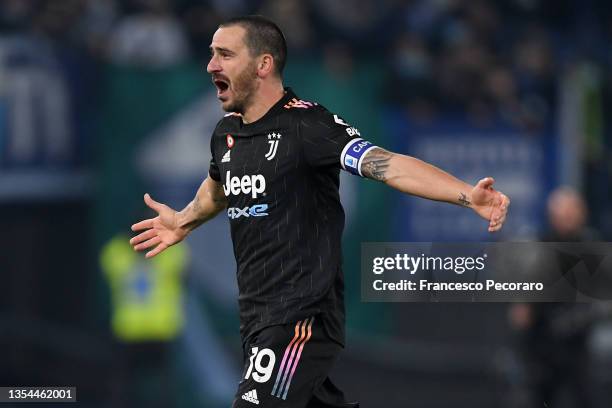 Leonardo Bonucci of Juventus celebrates after scoring the 0-1 goal during the Serie A match between SS Lazio and Juventus at Stadio Olimpico on...