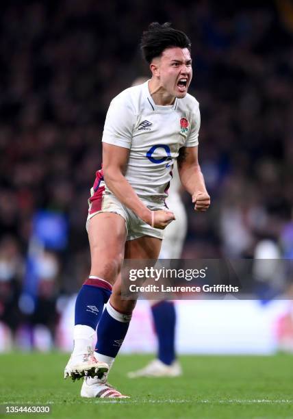 Marcus Smith of England celebrates after being awarded a penalty on the last play during the Autumn Nations Series match between England and South...