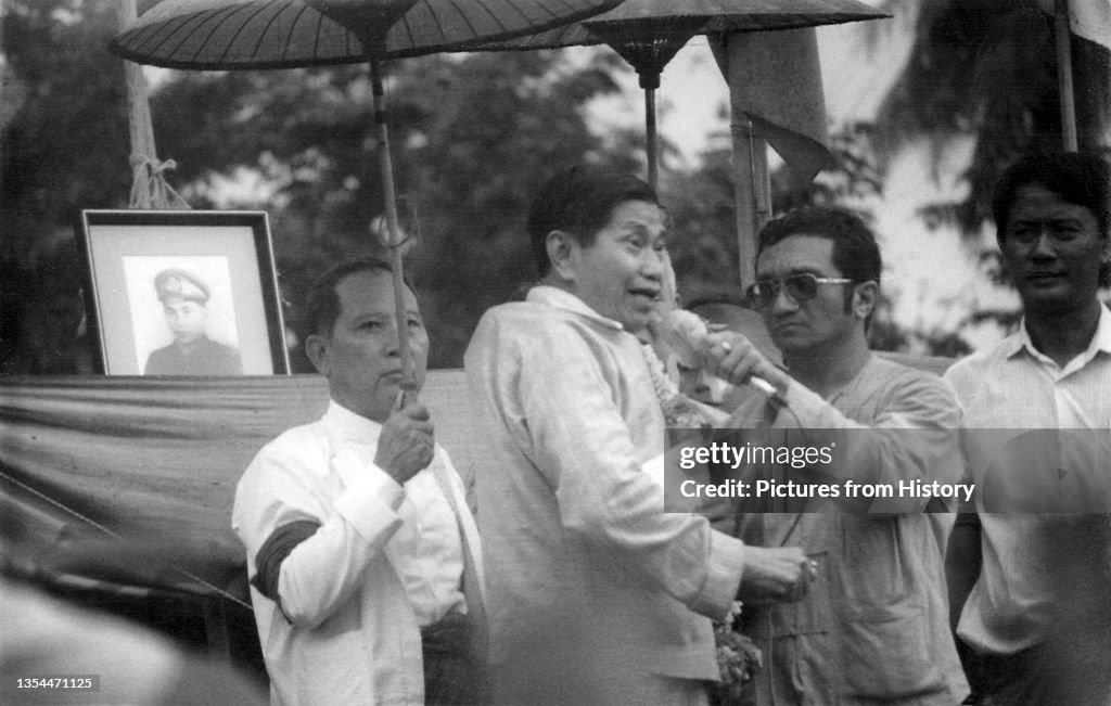 Burma / Myanmar: U Aung Gyi (1919 - 2012) addresses a rally in Rangoon, 1988.
