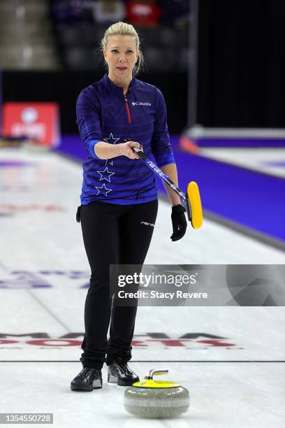 Nina Roth Photos and Premium High Res Pictures Getty Images