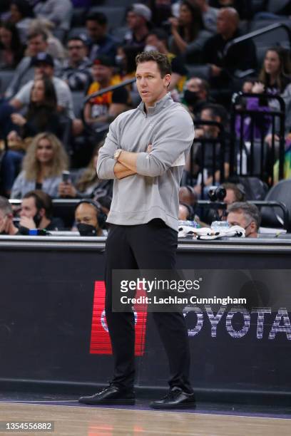Luke Walton head coach of the Sacramento Kings looks on from the sideline in the fourth quarter against the Utah Jazz at Golden 1 Center on November...
