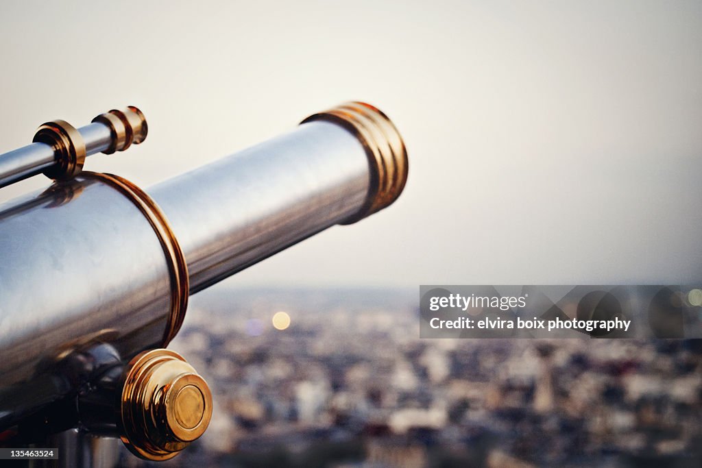 Viewpoint on Tour Eiffel from telescope