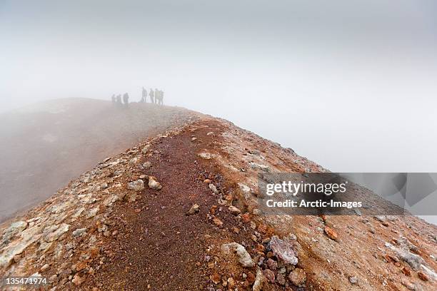 volcanic ridge, steam, and silica - fimmvorduhals volcano imagens e fotografias de stock