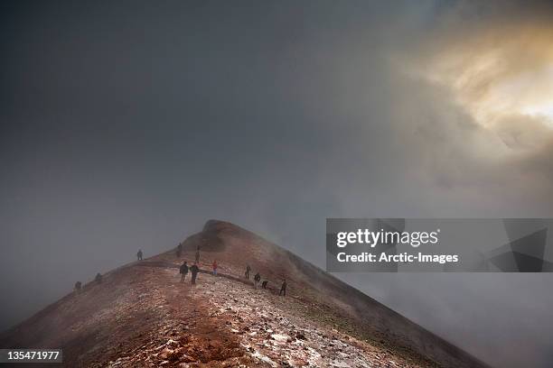 volcanic ridge, steam, and silica - fimmvorduhals volcano stock pictures, royalty-free photos & images