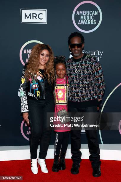 Sharonda Jones, Brooklyn Stockman, and Shawn Stockman attend the 2021 American Music Awards at Microsoft Theater on November 21, 2021 in Los Angeles,...