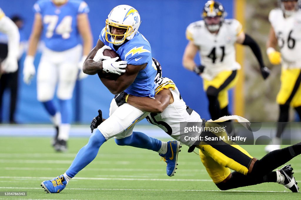 Pittsburgh Steelers v Los Angeles Chargers