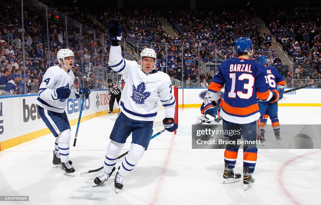 Toronto Maple Leafs v New York Islanders