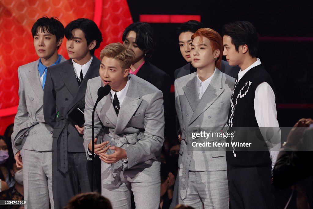 2021 American Music Awards - Fixed Show