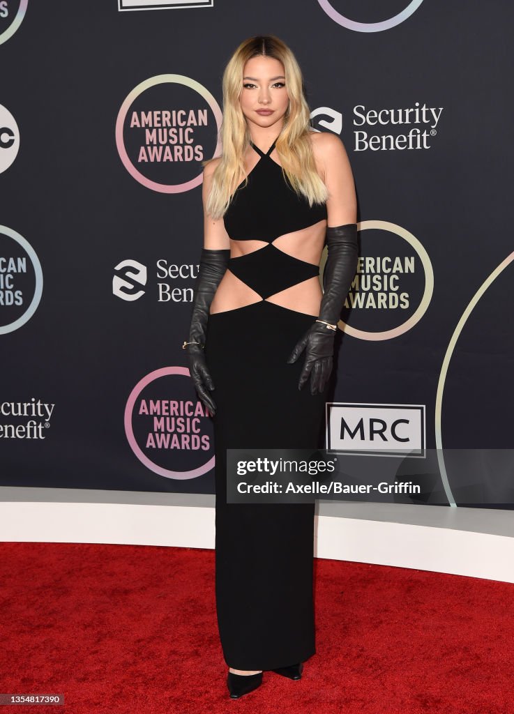 2021 American Music Awards - Arrivals