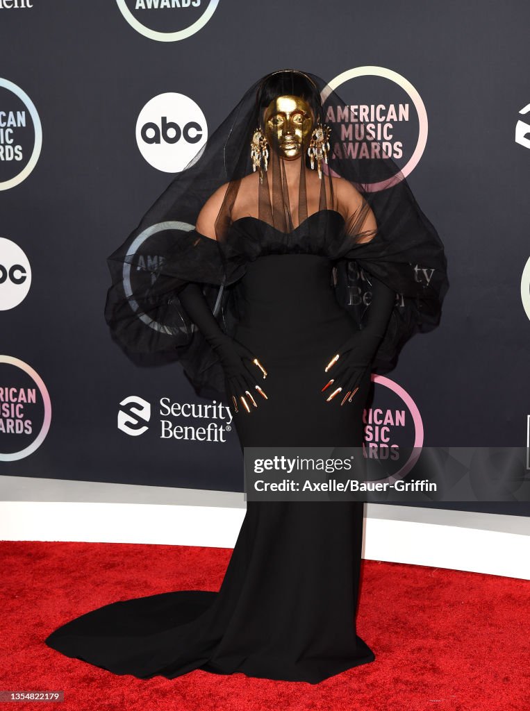 2021 American Music Awards - Arrivals