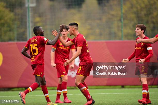 Roma players celebrate after a goal scored by Maissa Ndiaye during the Primavera 1 match between AS Roma U19 and Bologna FC U19 at Centro Sportivo...