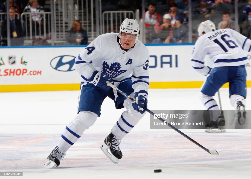 Toronto Maple Leafs v New York Islanders