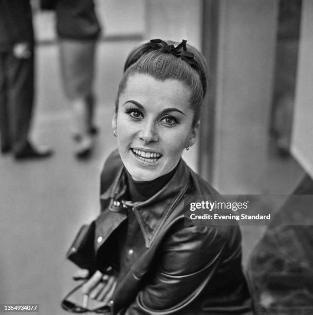 American actress Stefanie Powers in Mayfair, London, UK, 21st August 1964.