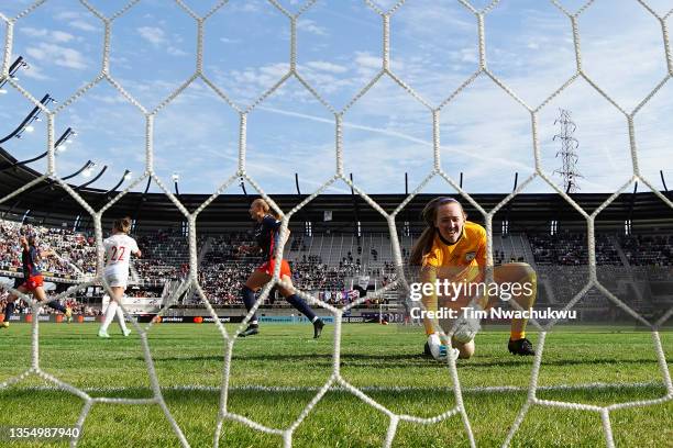 Cassie Miller of Chicago Red Stars reacts following a goal by Kelley O'Hara of Washington Spirit during extra time during the NWSL Championship held...